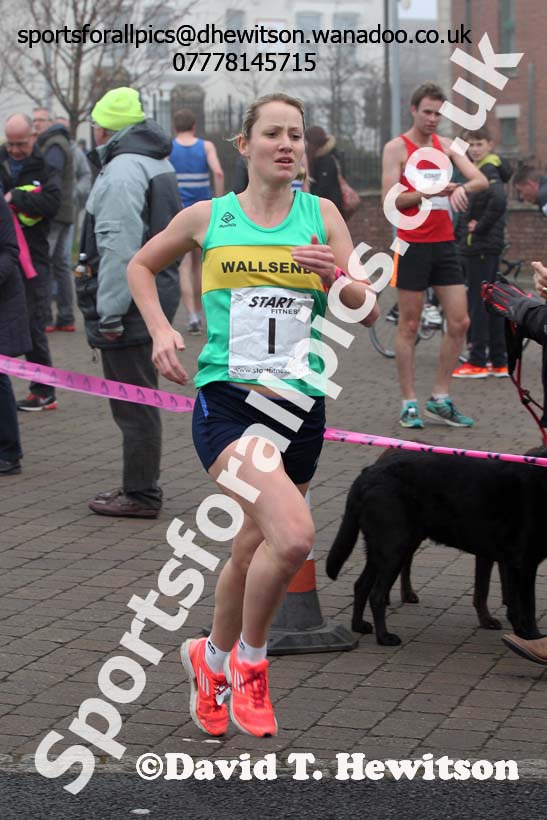 Danielle Hodgkinson (Wallsend) wins the womens Wallsend Harriers Terry O'Gara 5k Memorial Road Race. Photo: David T. Hewitson/Sports for All Pics